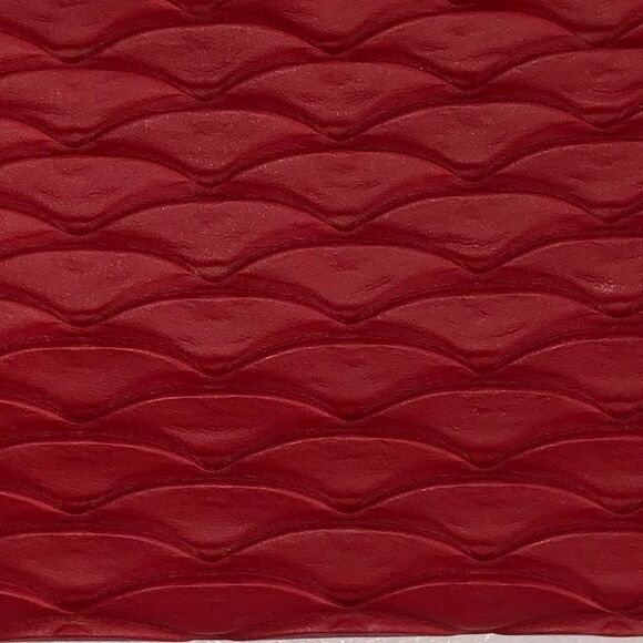 Red Scalloped Cosmetic Bag - Picture 2 of 13